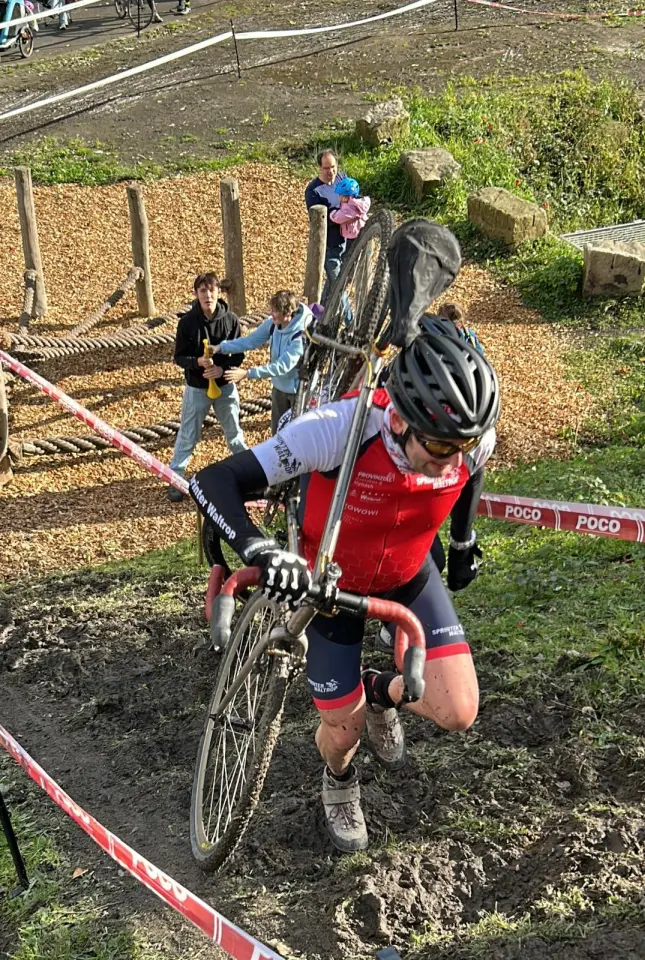 RC Sprinter Waltrop - Daniel Klomfaß im CycloCrossrennen an der Wand von Tietz